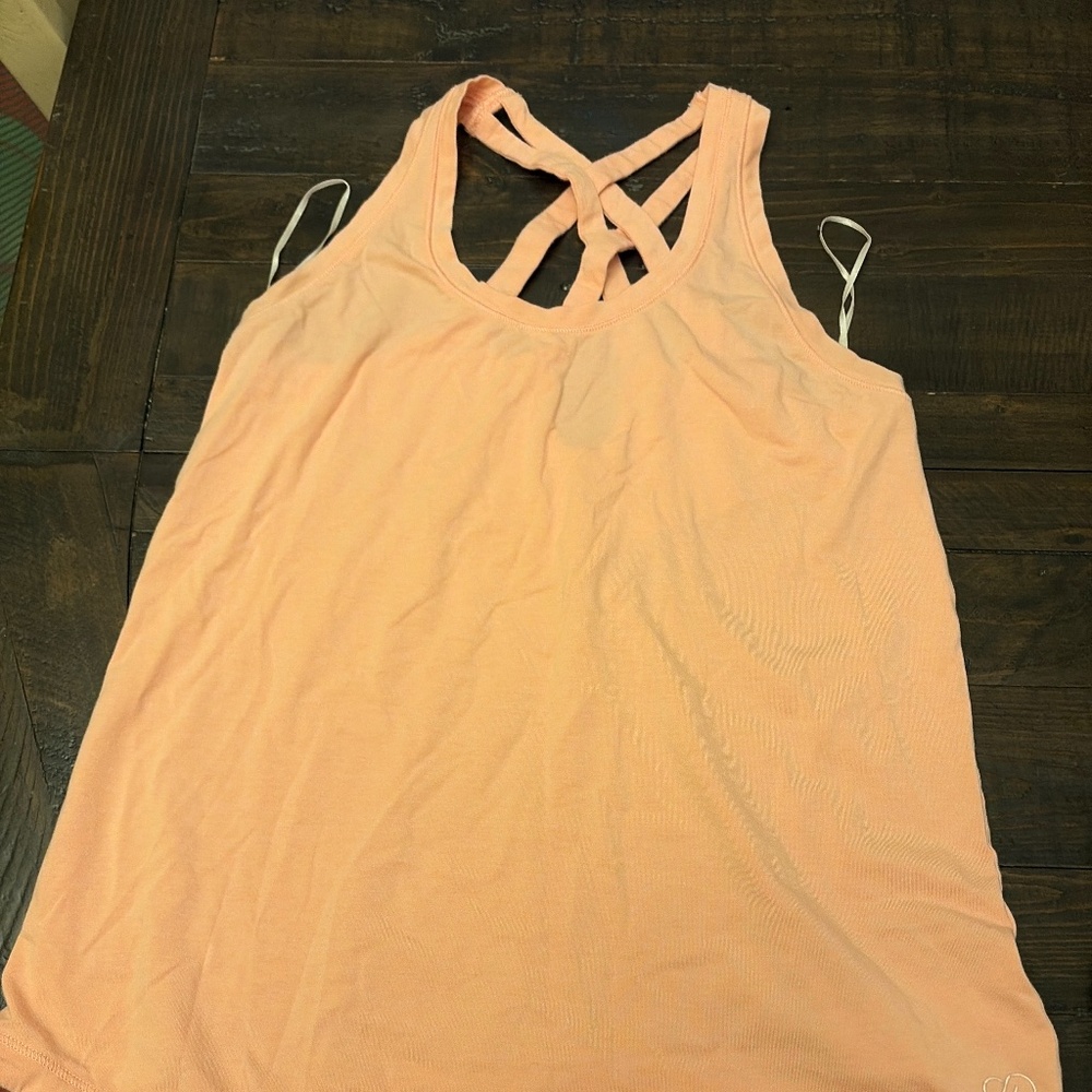 Carrie underwood tank top